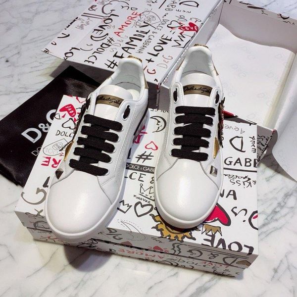 

2020e new high -end leather graffiti hand -painted ladies low -cut lace -up casual shoes ,high -quality fashion wild sports shoes ,size :35, Black