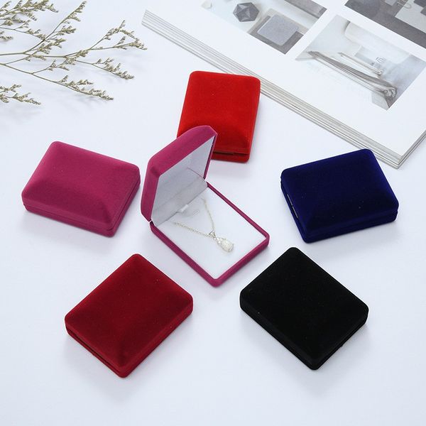 

10pcs velvet box square jewelry box for pendant & necklace jewelry gift boxes packaging lot ing, Black;white