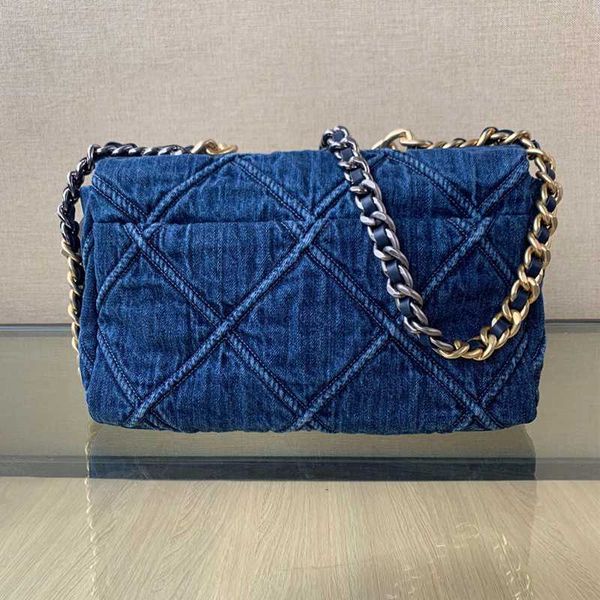 

fantastic denim luxury fashion handbags women bag casual ladies europe brand shoulder bag chains baguette bolso
