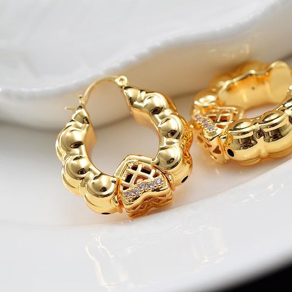

sunny jewelry fashion jewelry 2020 new design hoop earrings for women zircon exquisite flower earrings, Golden;silver