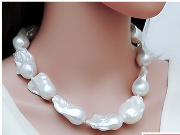 

gorgeous 25-28mm south sea baroque white pearl necklace 18inch, Silver