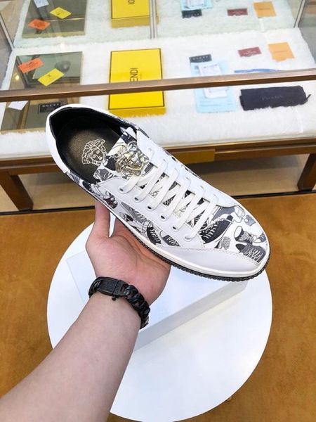 

2021 new men 's printed pattern trend sports shoes ,casual fashion low -shoes ,comfortable single shoes original box packaging :38, Black