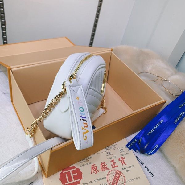 

2020 genuine black embossed leather women's handbagad