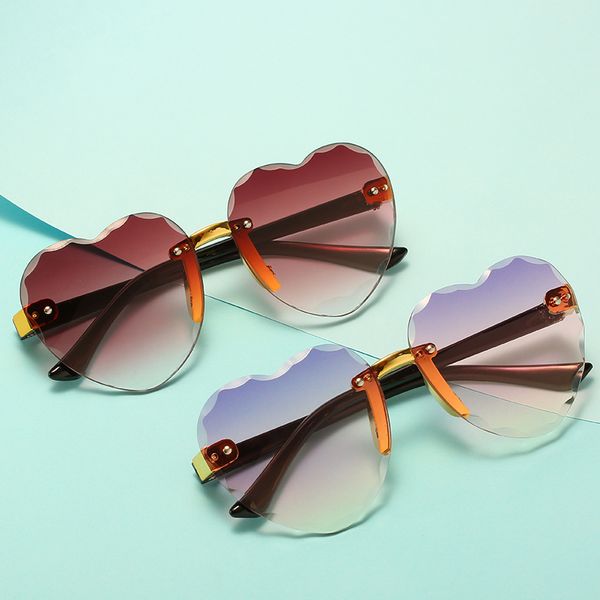 

2020 new heart sunglasses kids designer sun glasses boy girl 2020 lentes de sol mujer uv400, White;black