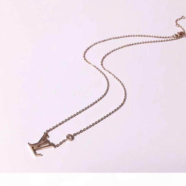 

letter pendant necklaces 316l titanium steel 18k gold plated necklace fashion short chain necklace jewelry couple gift, Silver