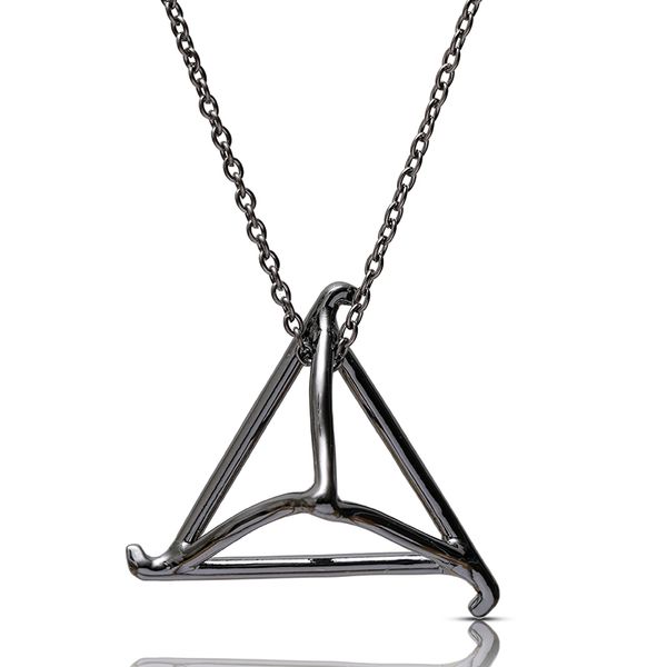

new pendant necklace bright black color zinc alloy for neutral triangle three-dimensional structure new trend necklace jewelry, Silver