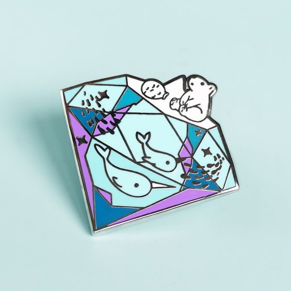 

Global Warming Hard Enamel Pin Cute Fashion Animal Polar Bear Brooch Marine Environmental Protection Awareness Badge Unique Gift