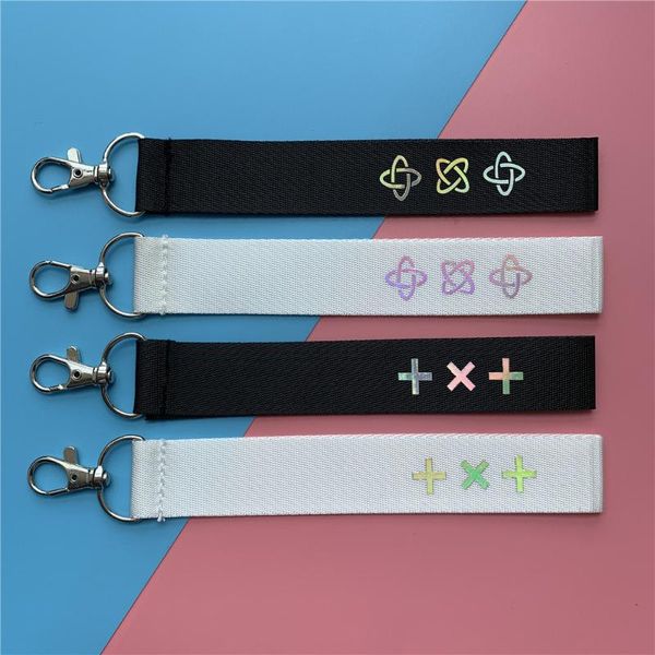 

kpop txt tomorrow x together keychain yeonjun soobin beomgyu taehyun hueningkai mobile phone strap name key chain ring new, Silver