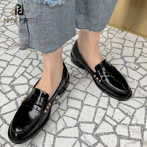 

prova perfetto basic elegant office lady shoes metal decoration mary janes flat women shoes rivet appliques leisure ladies, Black
