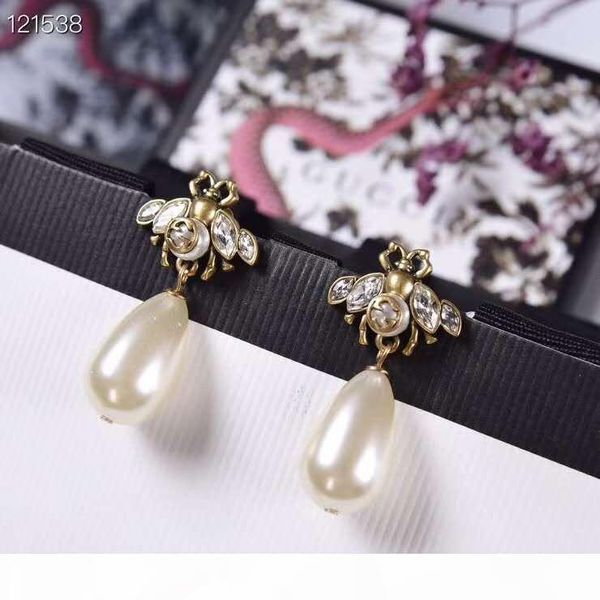 

new 2020 vintage studs, luxury custom-made brass and silver pin fashion earrings are in europe and the us, Golden;silver