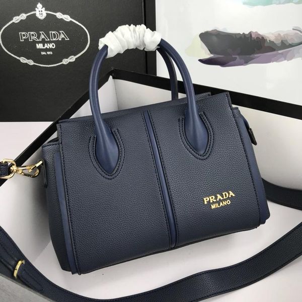

luxury handbags women messenger bag evening bag leather material european and american style retro classic style 2039
