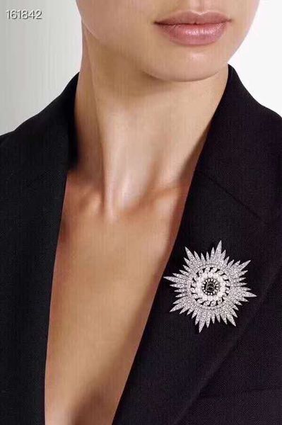 

europe and the united states fashionable sell brooch designer style brooch, Slivery;golden