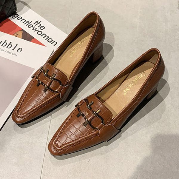 

2020 new spring and autumn all-match fashion pointed thick heel large size belt heel single shoes women, Black