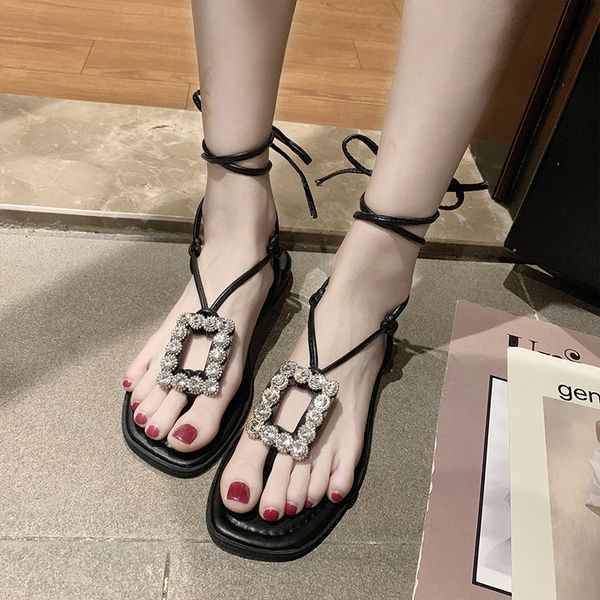 

2020 new summer women sandals : flat water drill, metal buckle, pinchtoe, thick heel, crossed ankle, lacing strap, roman sandal, Black