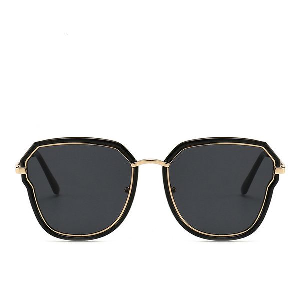 

personality street shooting man metal ring sun glasses fashionable trend square men's and women's retro metal frame sunglasses, White;black