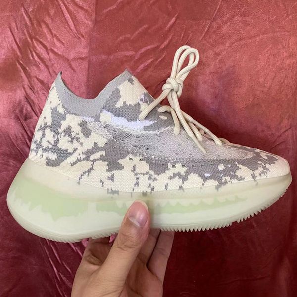 

new kanye west 380 men women running shoes alien designer bold black and stark white citrin mist outdoor sports sneakers sizi 36-46