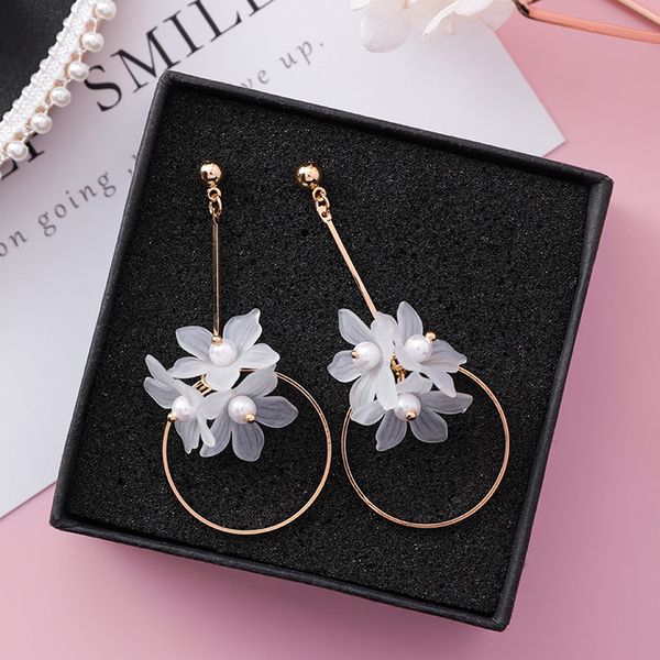 

2020 jewelry summer style elegant white flower dangle earrings long copper statement earrings for girls gift for woman, Silver