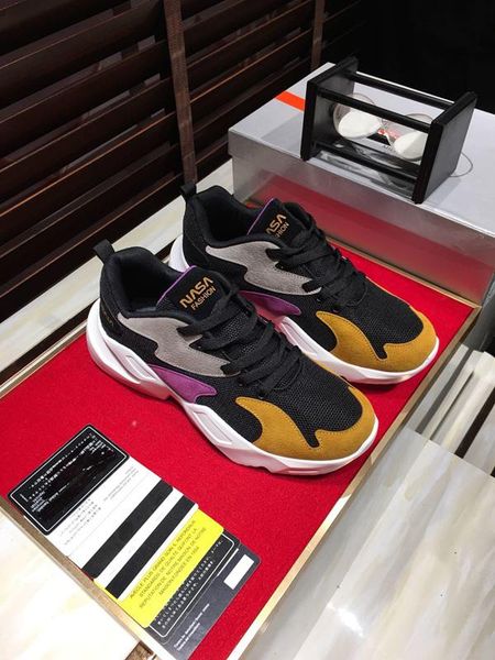 

2021b new men 's casual sports shoes ,black warrior custom brand fashion men 's shoes ,a full set of original shoe