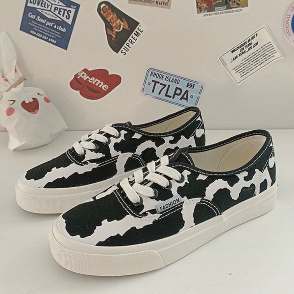 

women shoes milk pattern girls shoes black white sneakers lace up flat heel lady vulcanized shoe 2020 new walking j1-100
