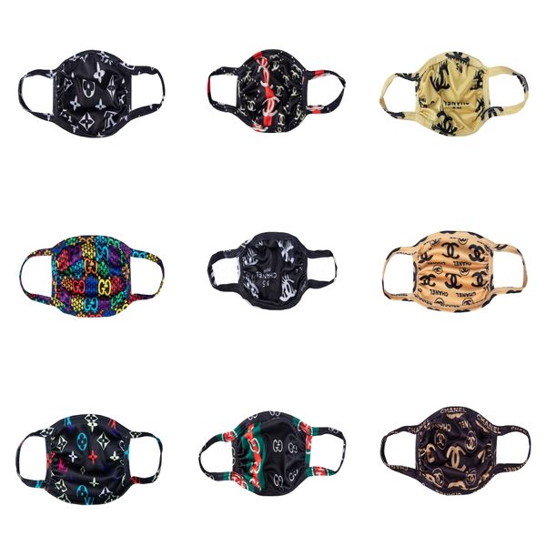 

50pcs фильтр маска с клапаном рм2,5 рот маска анти пыли защитные открытый открытый спорт мотоцикл велосипед ffa3438 # 887