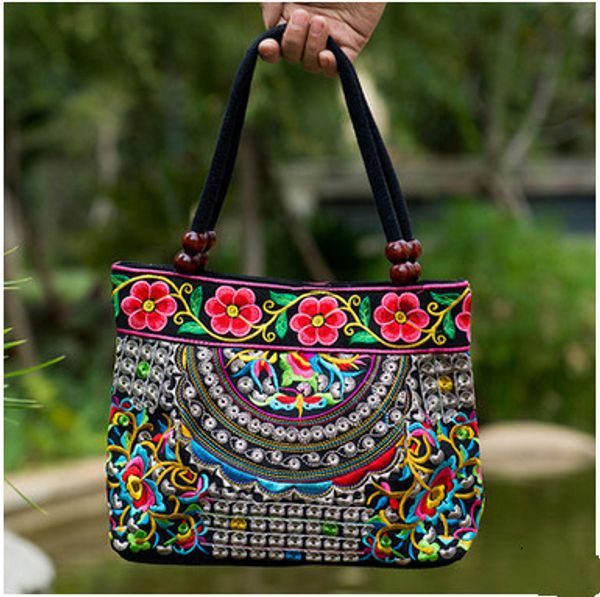

new fashion bohemian women' handbagnew nice embroidered lady bags national trend handbag embroidered embroidery lady carry bag