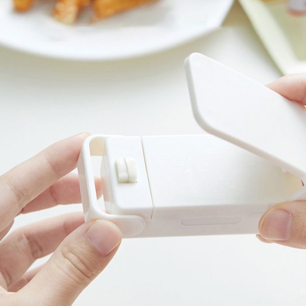 

battery powered bag clips household portable travel mini heat sealing machine