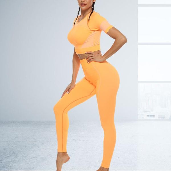 

spring ladies yoga set seamless fitness clothes short sleeve slim hip leggings solid sports clothes gym workout running set, White;red