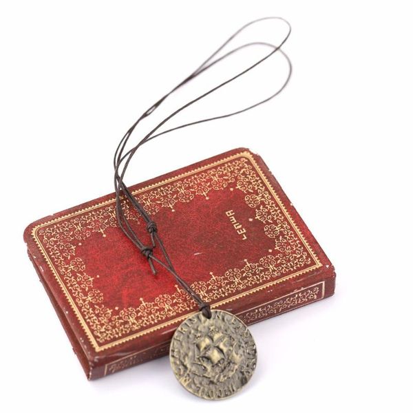 

ps4 uncharted 4 a thief's end metal pendant necklace limited collection pirate gold coin game pendant metal keychain, Silver