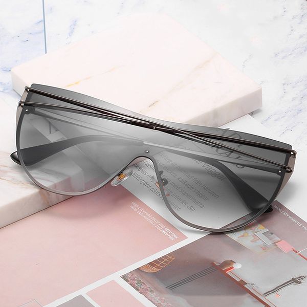 

мода новый европейский и американский сиамские очки морского очки мода тенденции личности большой кадр очки, White;black