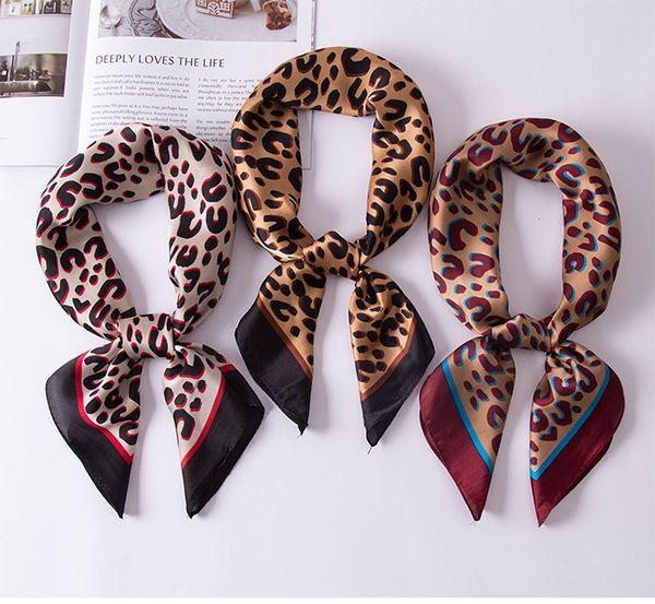 

2020 fashion women scarf temperament leopard print beige small square scarf ladies scarf wholesale multicolor gift, Blue;gray