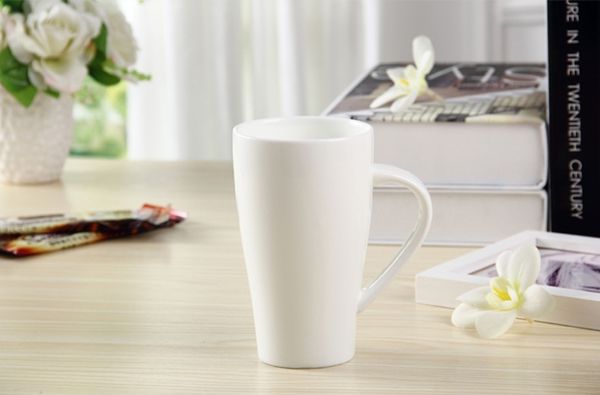 

600ml ceramic mug of white mug, ceramic beer cup, logo printing is available as promotional gifts