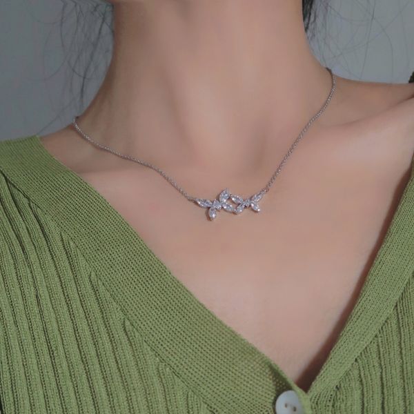 

delicate jewelry thin chain necklace trendy style clear crystal butterfly pendant necklace for women jewelry gift, Silver