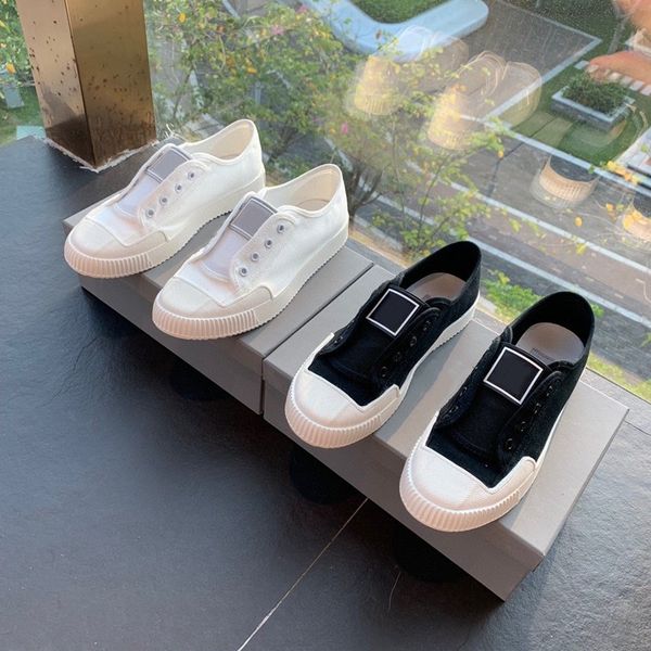 

2020 all-match casual ladies canvas shoes original single production comfortable soft and not easily deformed black and white single shoes
