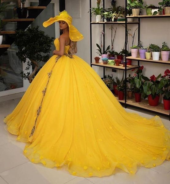 

2020 элегантный желтый бальное платье quinceanera платья beads милая выпускной платье тюль аппликации пром платья сладкий 16 партии мантий, Blue;red