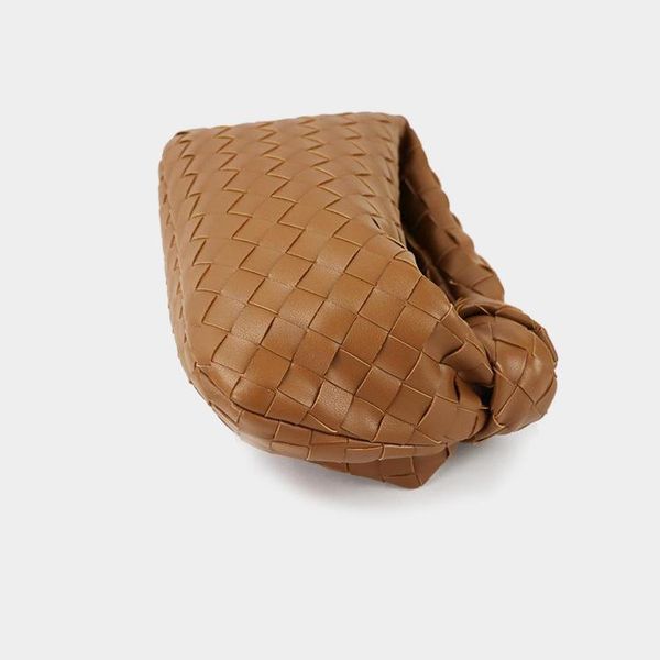 

Versatile Baskets Low-profile luxurious but with connotation bags NEW Knitting handbags Genuine Leather handbag simple Oxhorn bag
