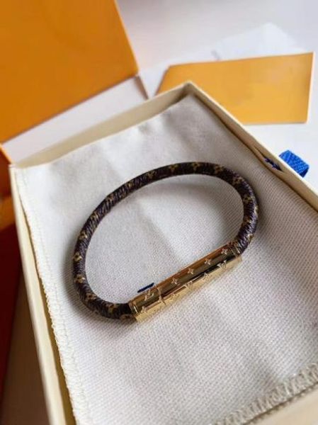 

selling classic old flower leather fashion designer bracelet luxury designer jewelry women bracelet, Golden;silver