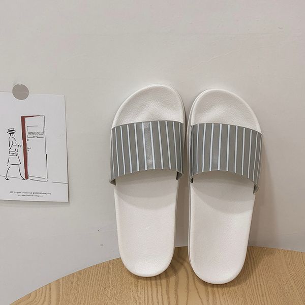 

2020 new striped home slippers women shoes room indoor slippers black white flip flops flat beach sandals jelly eva slides