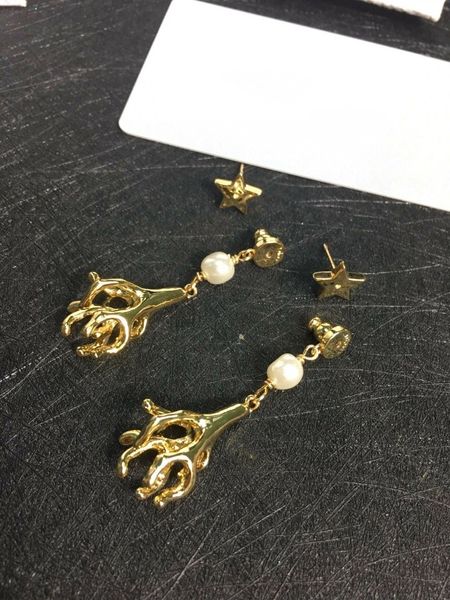 

new style irregular pearl branch pendant designer earrings, personalized and versatile brass earrings for women, Golden