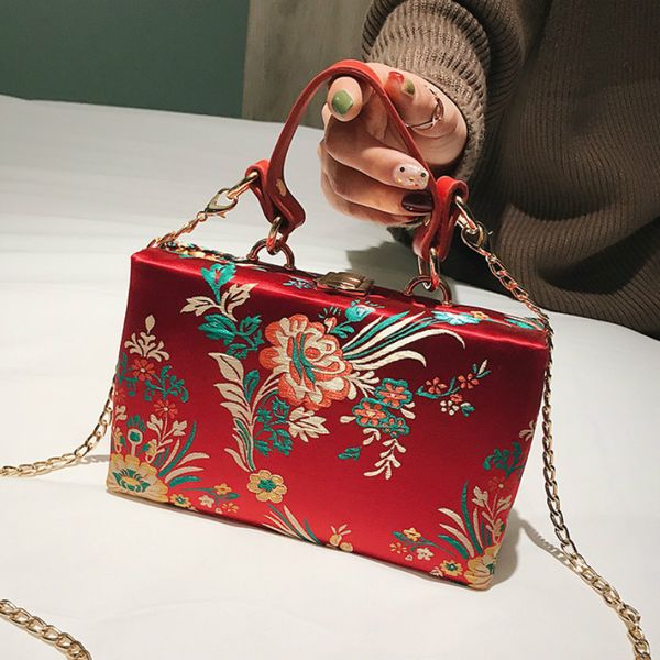 

luxury handbags women bags designer embroidered flowers crossbody bags for women box chains tote bag bridal red shoulder
