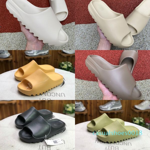 

450 foam runner kanye west clog sandal triple black slide fashion slipper women mens tainers beach sandals slip-on shoes 36-45 c18