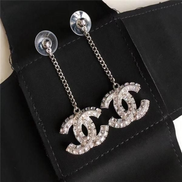 

2020 luxury jewelry women earrings single pearl designer stud earrings high-end elagant round stud fashion style siilver, Golden;silver