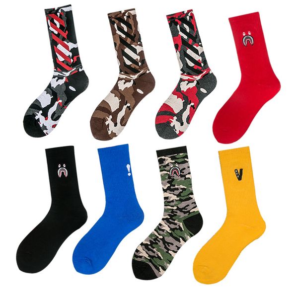 

striped man's sock skateboard men's socks black hip hop crew casual cotton sox autumn winter classic skarpetki