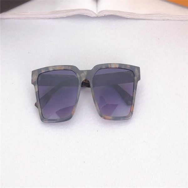 

sell 2020 star same style l men and women sunglasses unique craftsmanship casual glasses unique fine plate temples 4 colors to choose, White;black