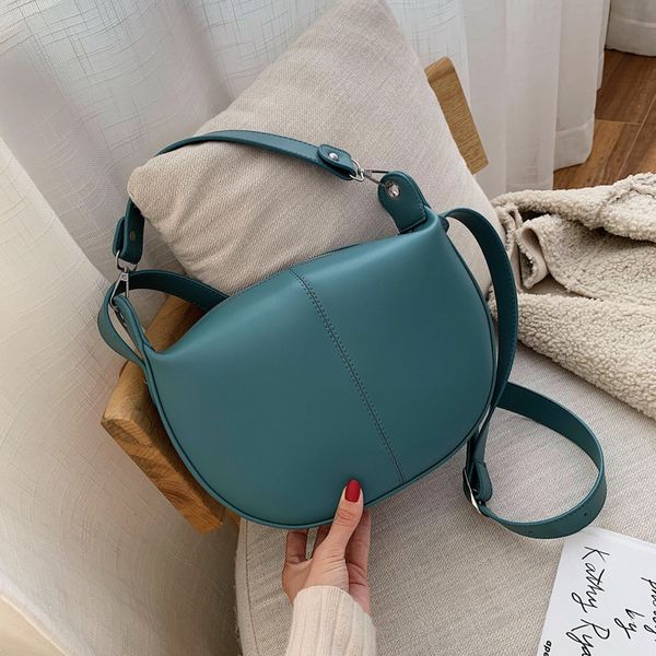 

2020 new textured messenger bag simple fashion handbag