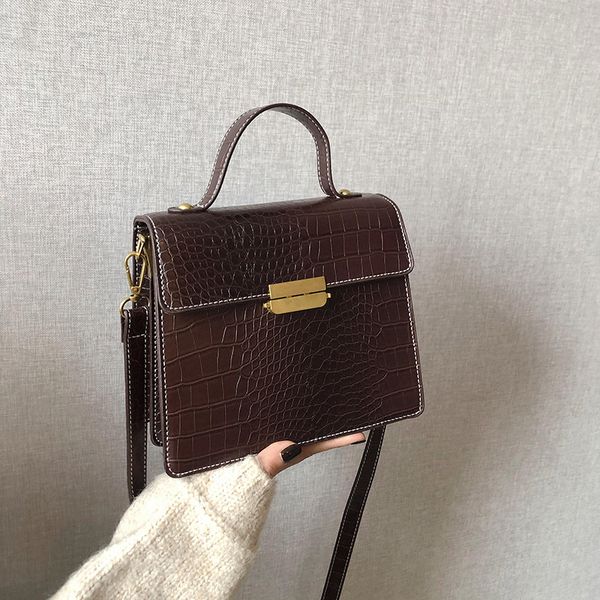 

in the summer of 2020 a new simple package handbag shoulder crossbody bag senior women's bags