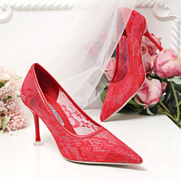 

wed2020 lace wedding decent thin heel single pointed hollow-out dress xiuhe bride shoes red high heels for women, Black