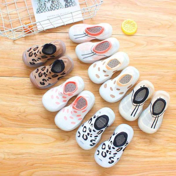 

baby first walkers shoes breathable infant boy shoes for girls and boys soft mesh bottom comfortable non-slip xbx-7