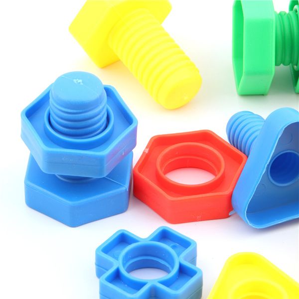

4pcs geometric parrot toy set chewing home bite bird intellective training screw