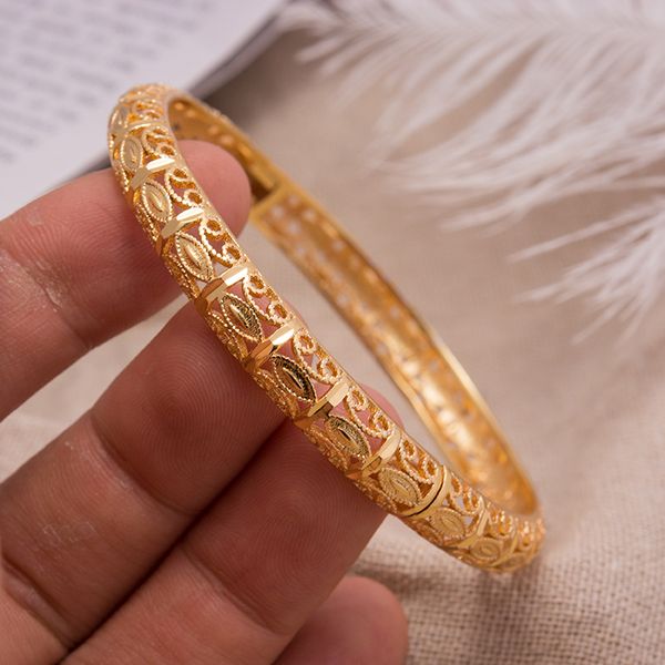 

1pcs trendy gold color bangle bracelets for women gold copper bangle bracelet middle east dubai africa fashion bangles jewelry, Black