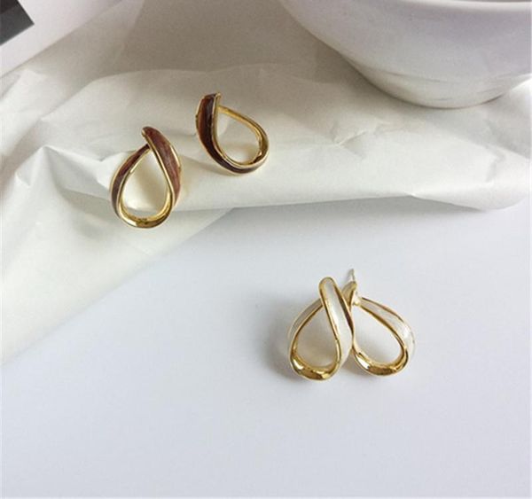 

classic simple geometric stud earrings female retro delicate stud earrings 2020 vintage temperament knot for002, Golden;silver